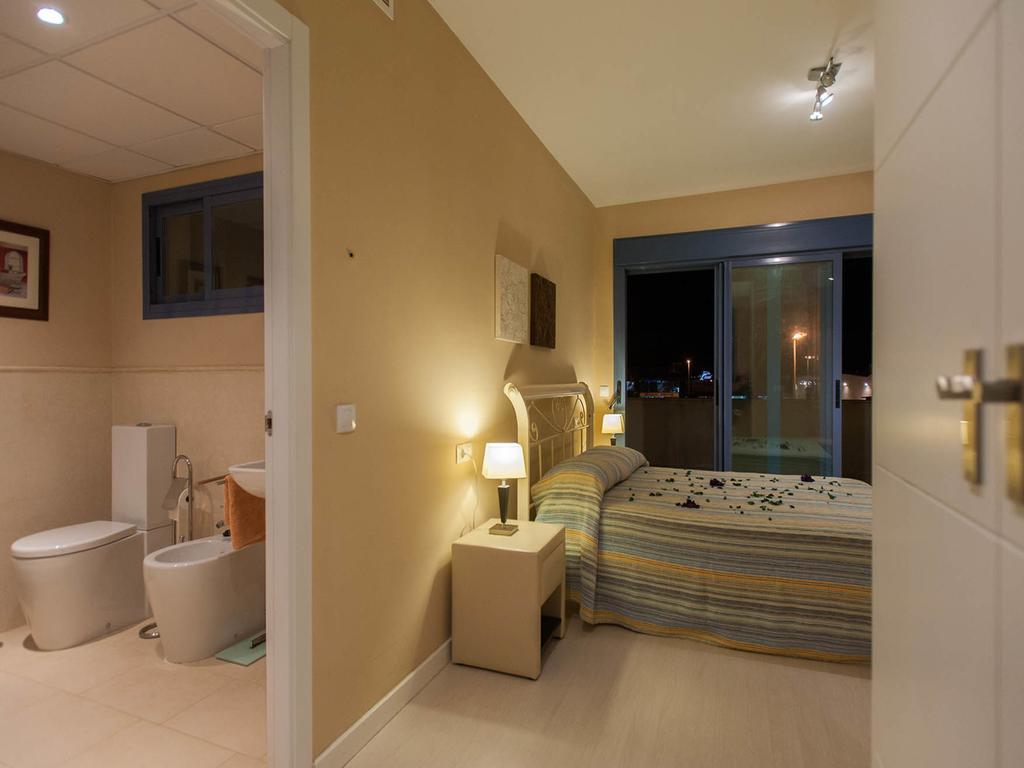 דירות Livingtarifa Apartamento La Isla מראה חיצוני תמונה